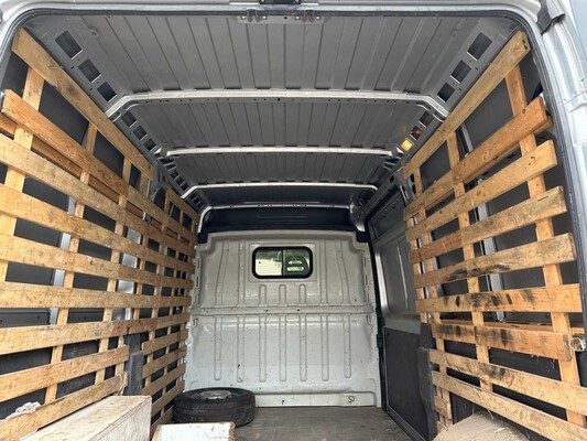 Peugeot Boxer 333 2.0 HDI Pro 131pk 2019 Bedrijfswagen, VDL-40-B
