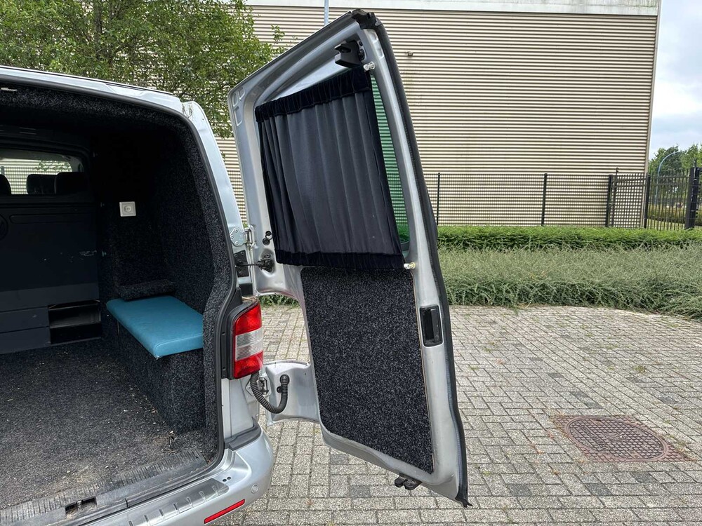 Volkswagen Transporter 2.5 TDI 340 Trendline DSG 5er 131PS 2009, 6-VDV-12