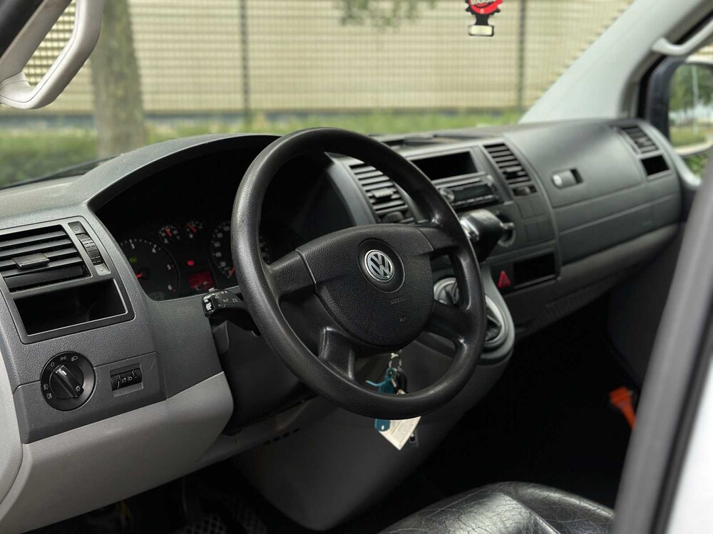 Volkswagen Transporter 2.5 TDI 340 Trendline DSG 5er 131PS 2009, 6-VDV-12