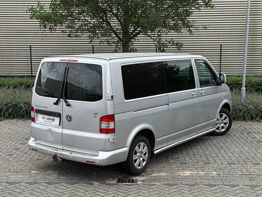 Volkswagen Transporter 2.5 TDI 340 Trendline DSG 5-Persoon 131pk 2009, 6-VDV-12