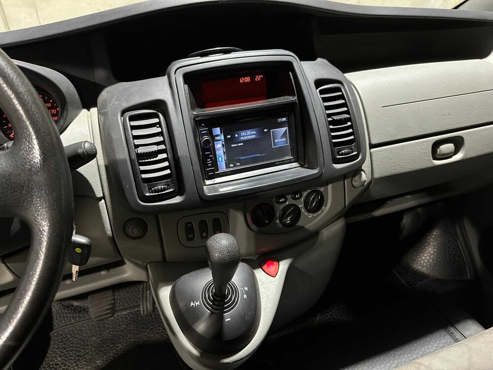 Nissan Primastar 2.0 dCi L2H1 Acenta AUTOMATIC 2011 Nutzfahrzeug, 2-VKX-66