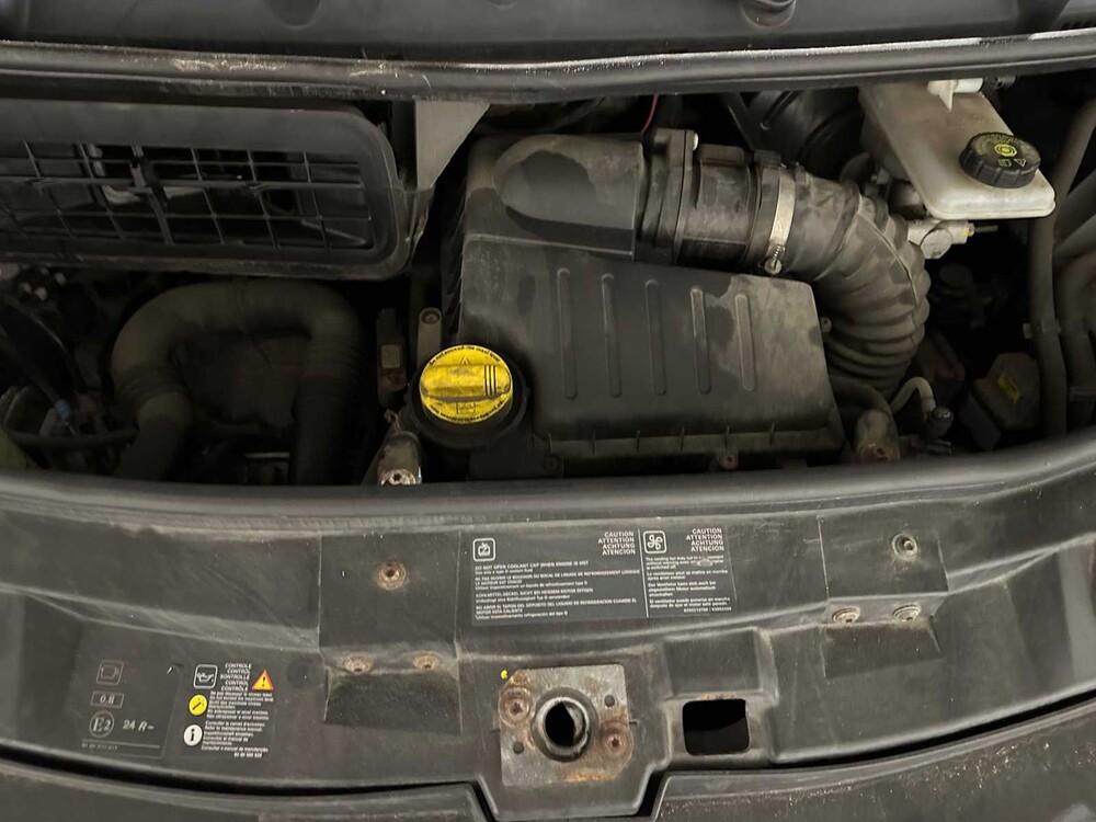 Nissan Primastar 2.0 dCi L2H1 Acenta AUTOMATIC 2011 Nutzfahrzeug, 2-VKX-66