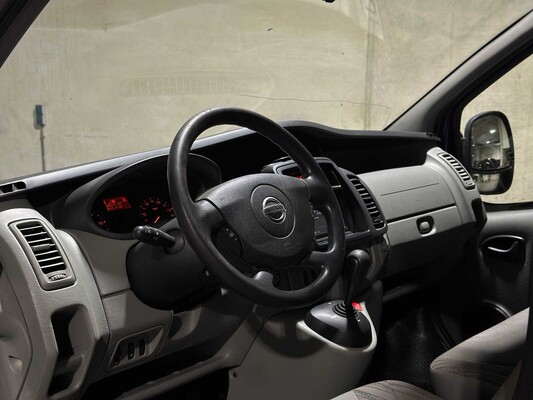 Nissan Primastar 2.0 dCi L2H1 Acenta AUTOMAAT 2011 Bedrijfswagen, 2-VKX-66