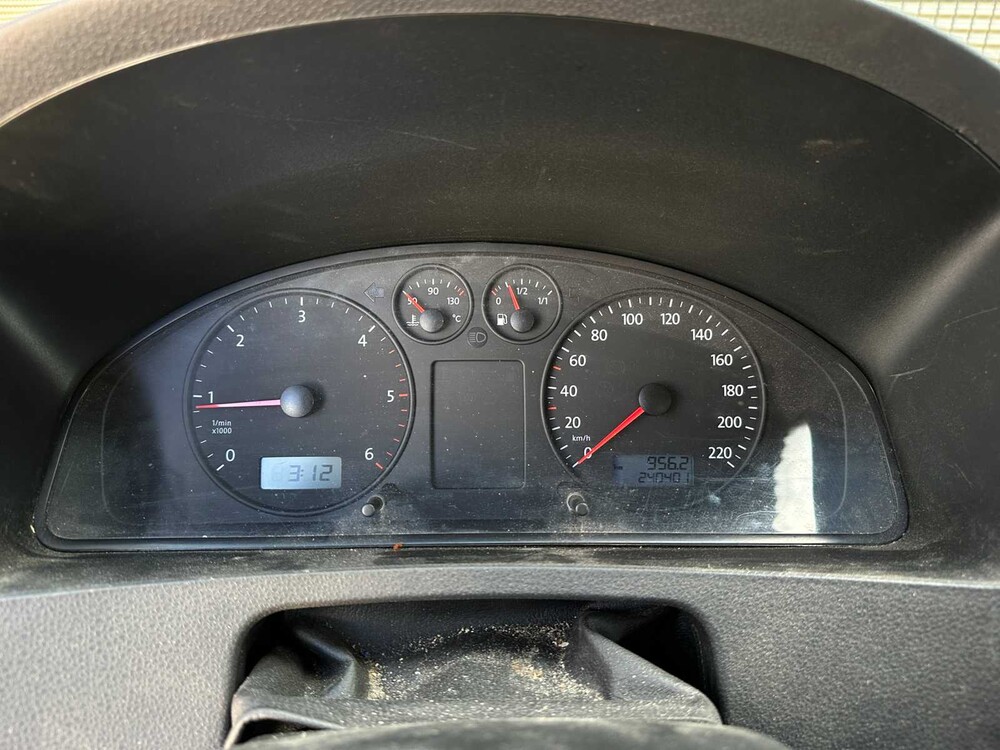 Volkswagen Transporter Kombi 1.9 TDI 340 Comf.l. 9 Plätze 86PS 2006, 69-TP-GN