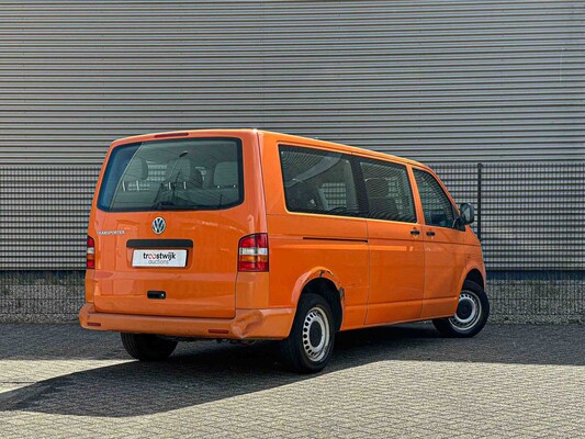 Volkswagen Transporter Kombi 1.9 TDI 340 Comf.l. 9-Persoons 86pk 2006, 69-TP-GN