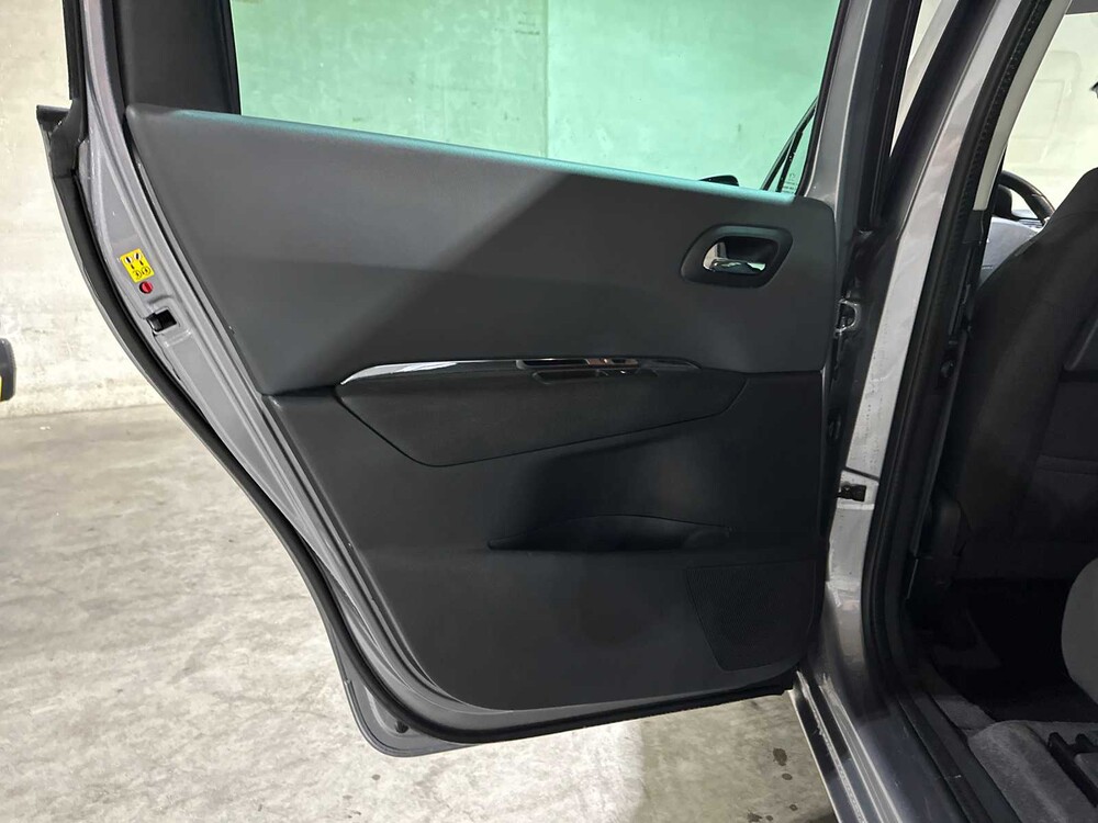 Peugeot 5008 1.2 PureTech Style 5p. 131PS 2015, GL-399-V