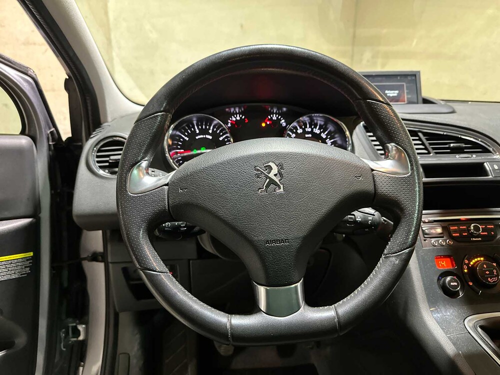Peugeot 5008 1.2 PureTech Style 5p. 131PS 2015, GL-399-V