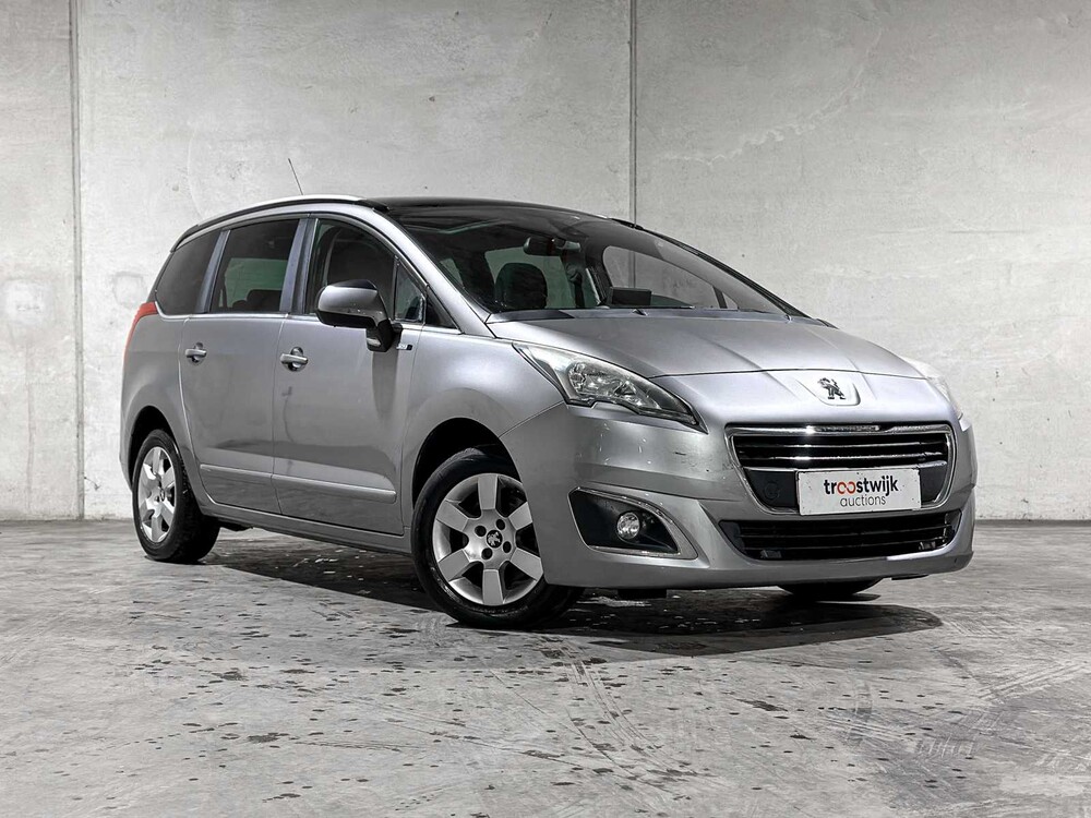 Peugeot 5008 1.2 PureTech Style 5p. 131PS 2015, GL-399-V