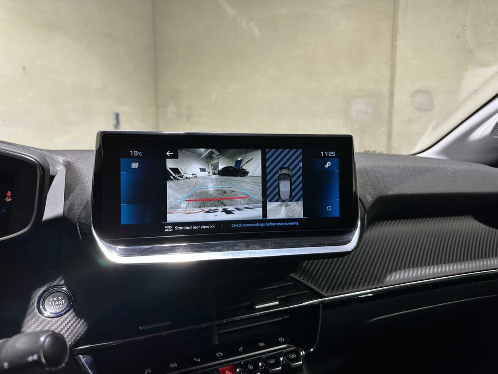 Peugeot 208 1.2 PureTech Blue Lease Allure 101PS 2021, L-705-ZD