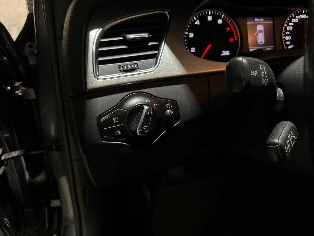 Audi A4 Avant 2.0 TFSI S Edition 179PS 2010, 89-KJX-2