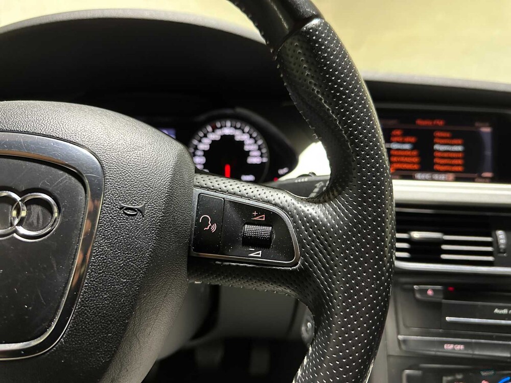 Audi A4 Avant 2.0 TFSI S Edition 179PS 2010, 89-KJX-2