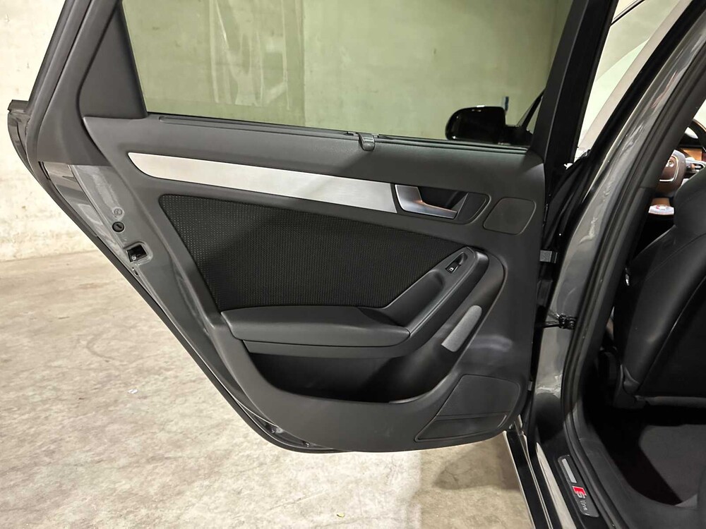 Audi A4 Avant 2.0 TFSI S Edition 179PS 2010, 89-KJX-2