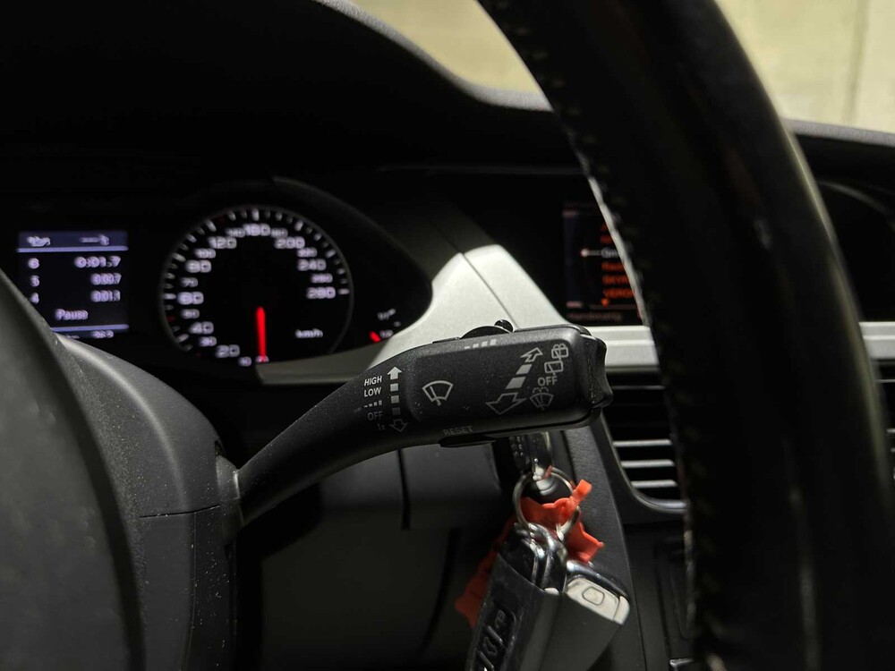 Audi A4 Avant 2.0 TFSI S Edition 179PS 2010, 89-KJX-2