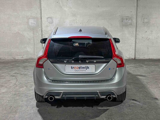 Volvo V60 1.6 T3 R-Design 150pk 2012 (Origineel-NL), 34-XLS-4