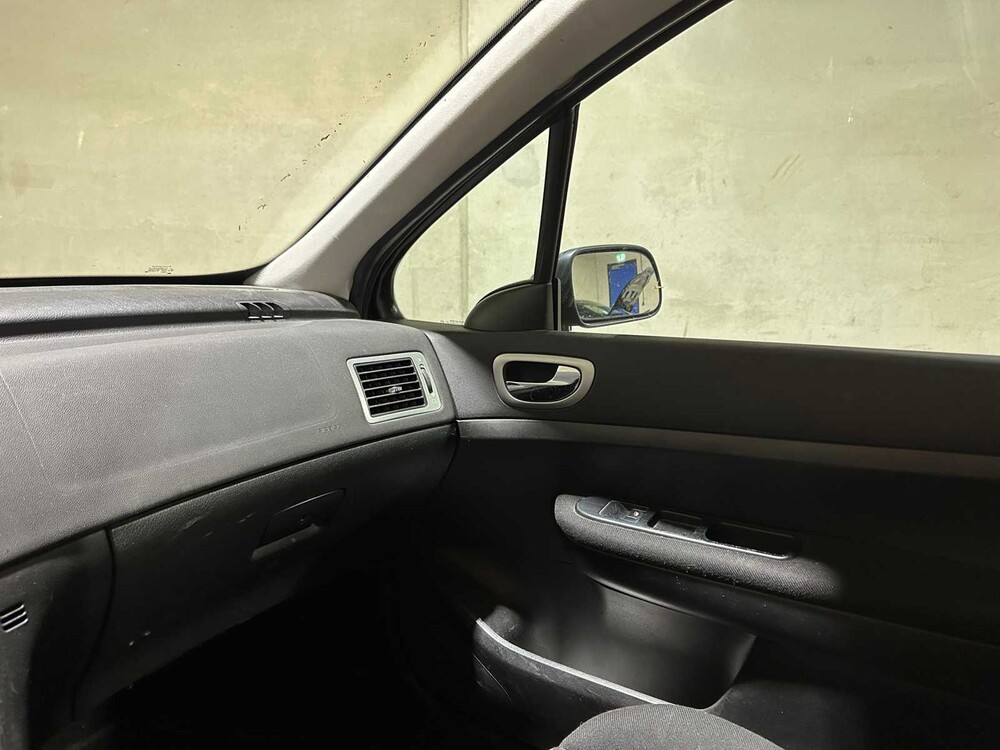 Peugeot 307 1.6-16V XS Pack 109PS 2004, 12-PB-PB