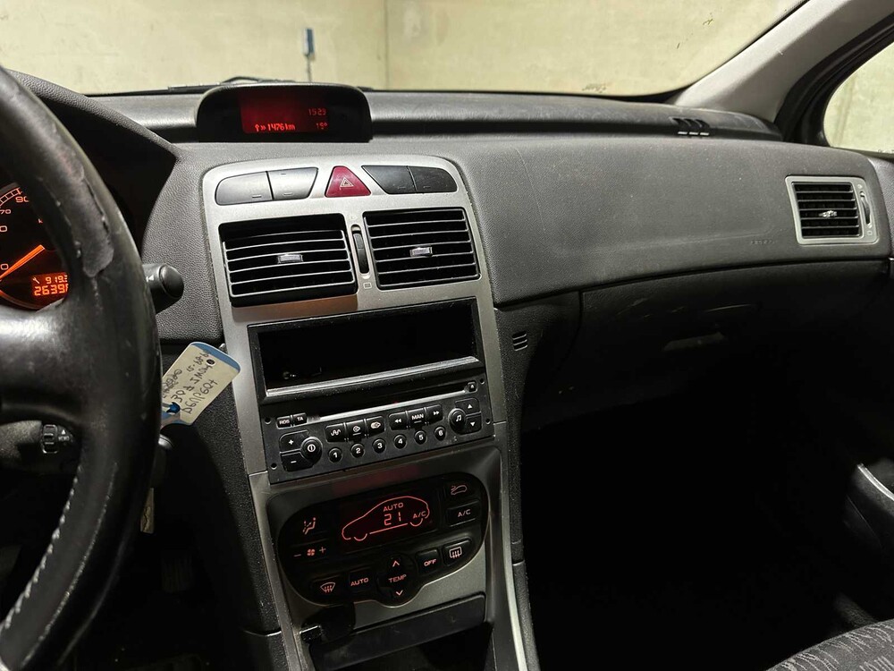 Peugeot 307 1.6-16V XS Pack 109PS 2004, 12-PB-PB