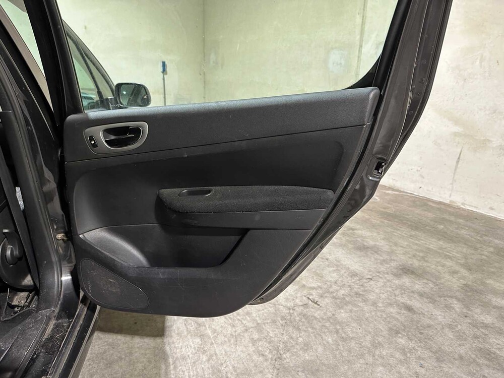 Peugeot 307 1.6-16V XS Pack 109PS 2004, 12-PB-PB