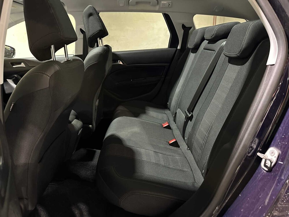 Peugeot 308 SW 1.2 PureTech Blue Lease Premium 131PS 2020, J-238-FL