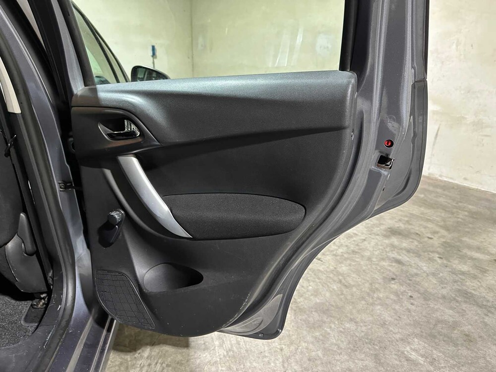 Citroen C3 1.6 e-HDi Dynamique 92PS 2011, 17-RGR-5