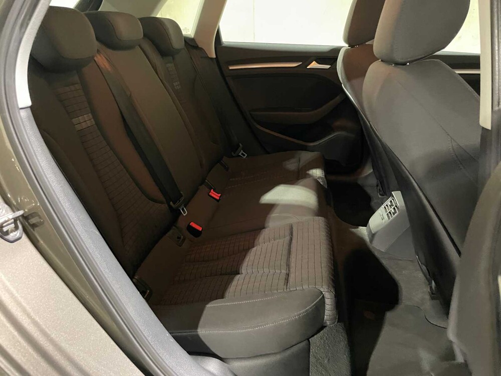 Audi A3 Sportback 1.4 TFSI Ambition Pro Line plus g-tron 110PS 2014, 7-TLL-20