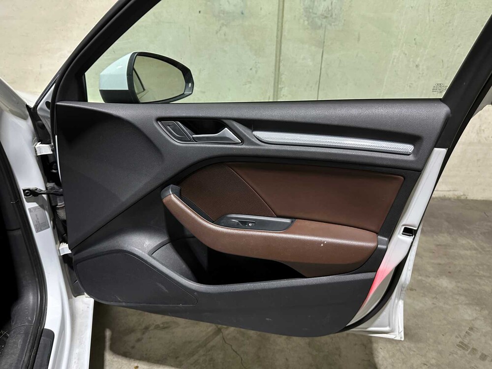 Audi A3 Limousine 1.4 TFSI CoD Ambiente Pro Line Plus 150PS 2015, 5-ZFD-12