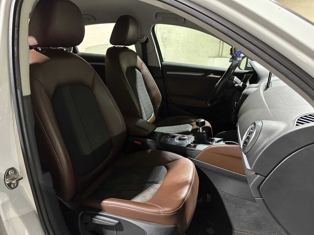 Audi A3 Limousine 1.4 TFSI CoD Ambiente Pro Line Plus 150PS 2015, 5-ZFD-12