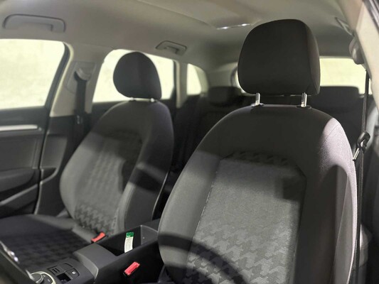 Audi A3 Sportback 1.4 e-tron Attraction 150pk 2015, HL-741-R