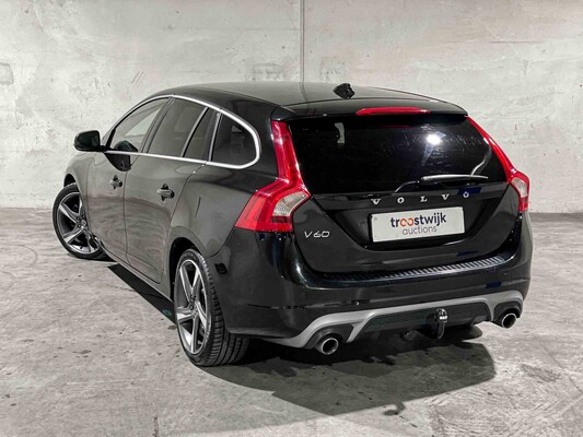 Volvo V60 2.0 D2 Summum 120pk 2015, XF-303-K