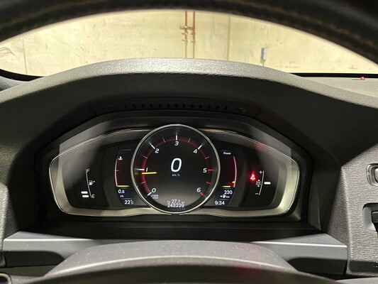 Volvo V60 2.0 D2 Summum 120pk 2015, XF-303-K