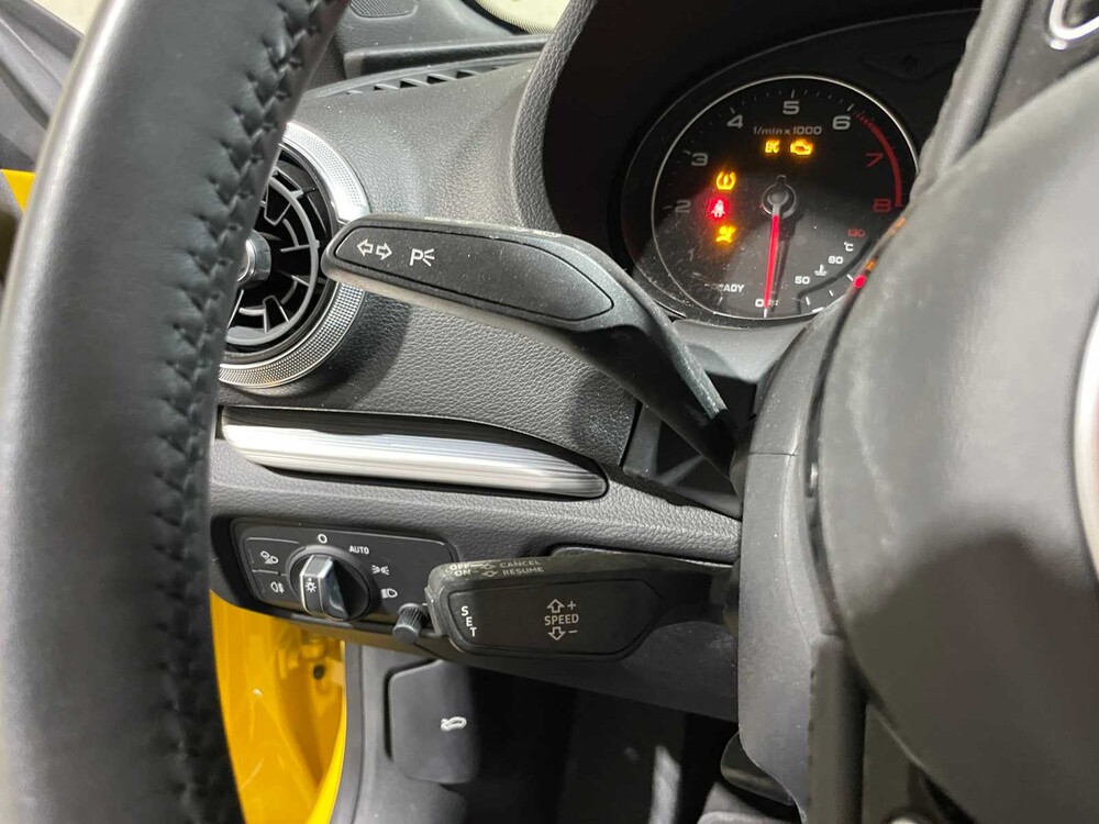 Audi A3 35 TFSI Cabriolet 1.5 TFSI 150PS 2019