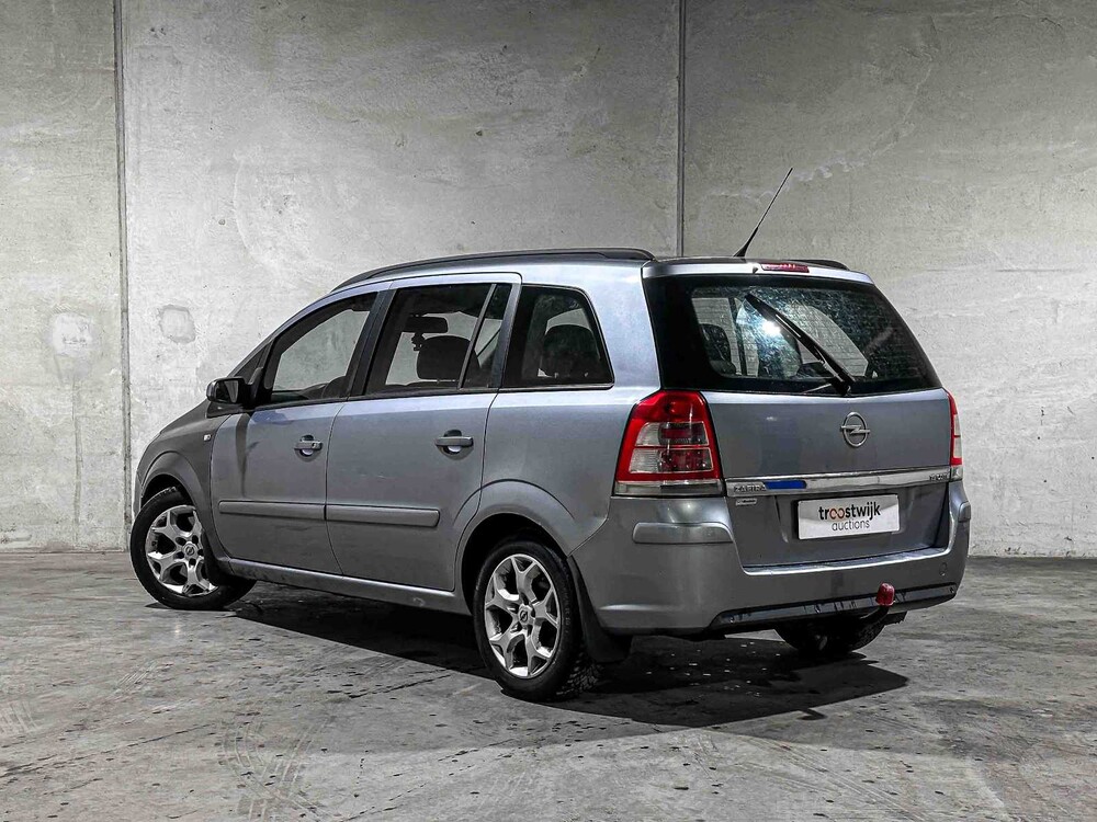 Opel Zafira 1.9 CDTi Enjoy 7-Personen 120PS 2005, P-660-PX