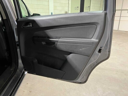 Opel Zafira 1.9 CDTi Enjoy 7-Persoons 120pk 2005, P-660-PX