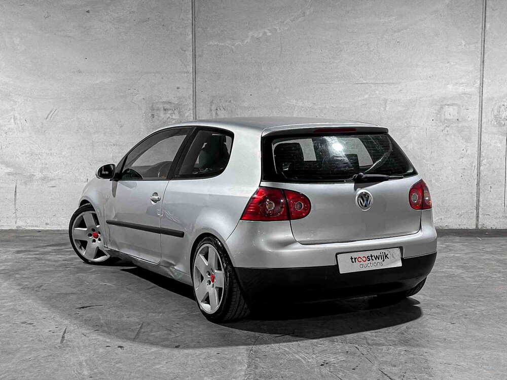 Volkswagen Golf 1.6 FSI Comfortline 116PS 2005, 01-PZ-RK 