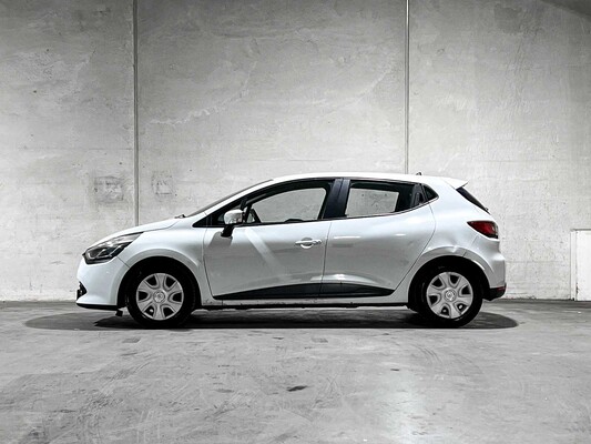 Renault Clio 0.9 TCe Expression 90PS 2015, GZ-530-J