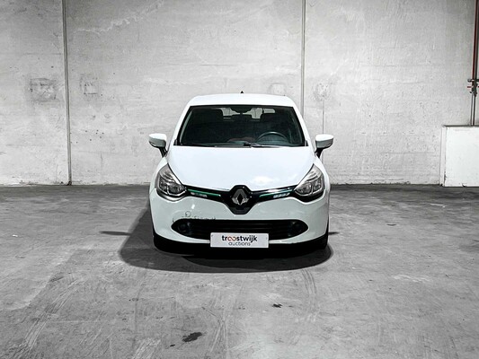 Renault Clio 0.9 TCe Expression 90PS 2015, GZ-530-J