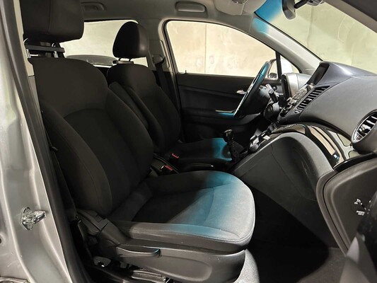 Chevrolet Orlando 1.8 LTZ 7-Persoons 141pk 2011, 64-RFZ-3