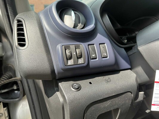 Opel Vivaro 1.6 CDTI Sport 95pk 2016, V-212-BH Bedrijfswagen