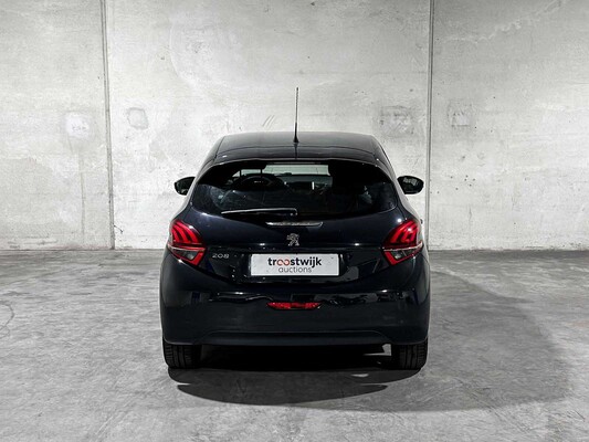 Peugeot 208 1.2 PureTech Signature 83pk 2019, XR-330-V