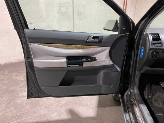 Volkswagen Polo 1.4-16V FUN 101pk 2005, 47-RF-TX