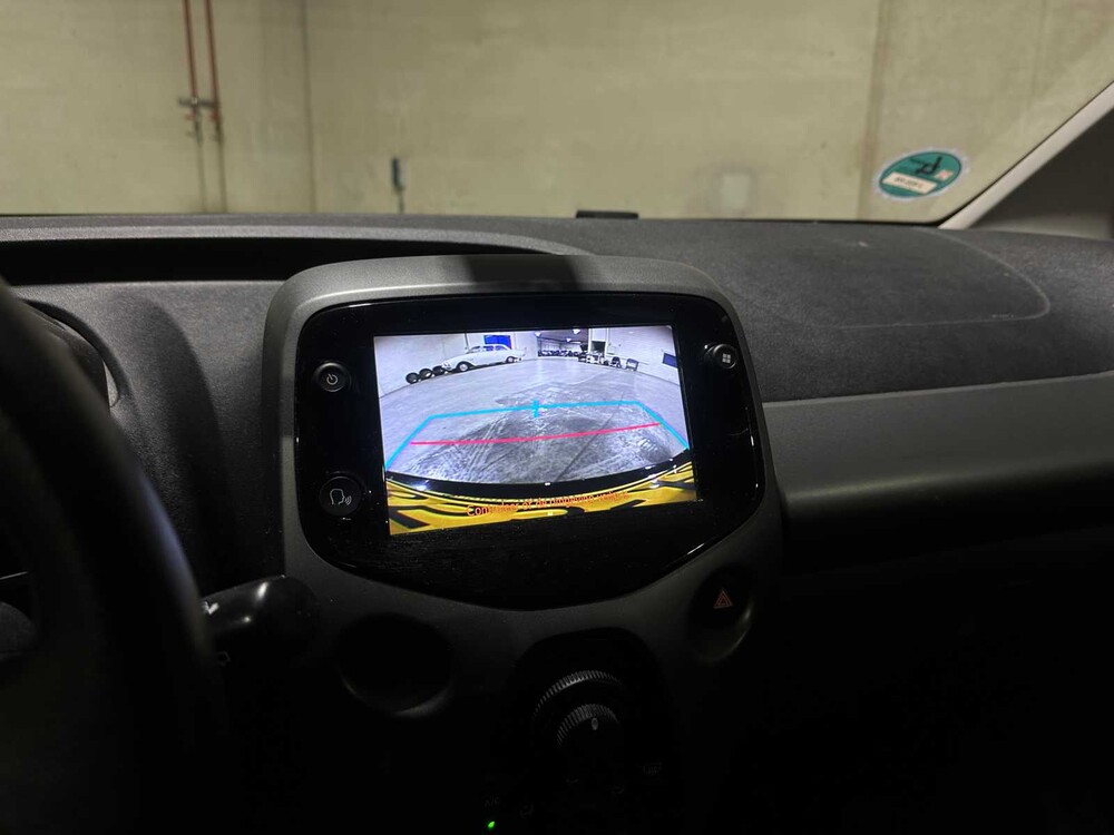 Toyota Aygo 1.0 VVT-i x-play 72hp 2020, J-855-XB