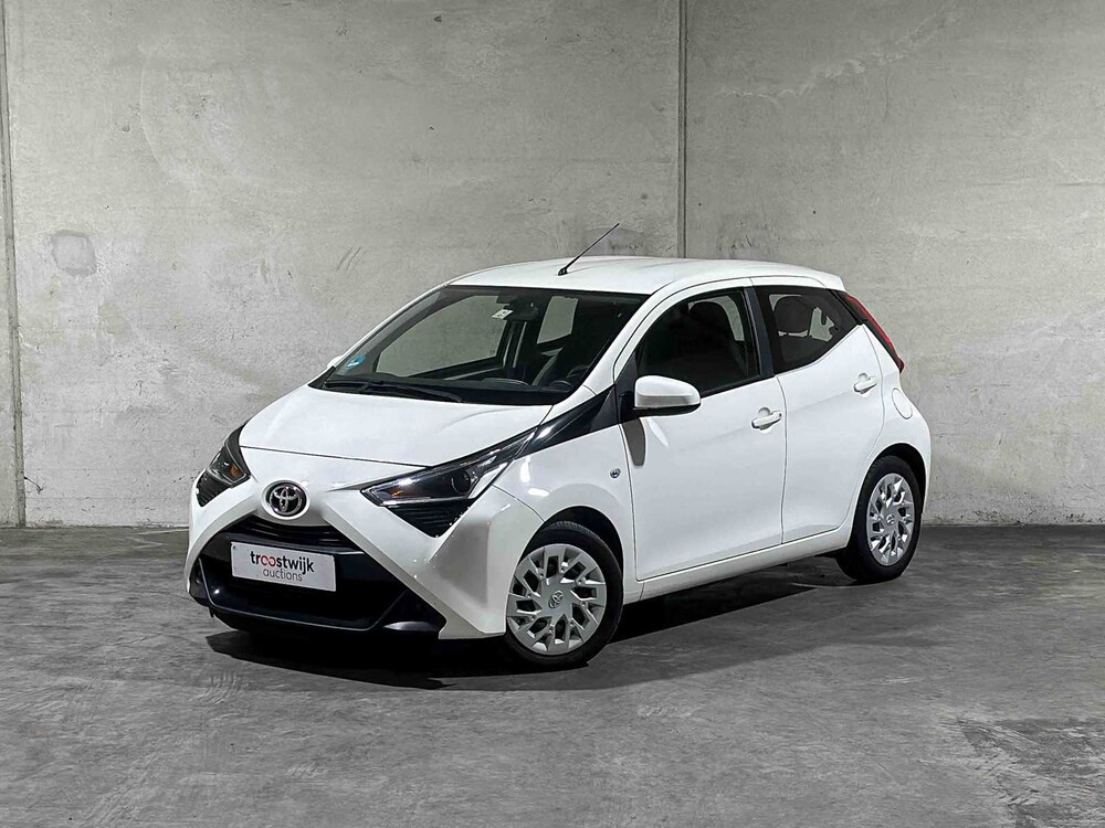Toyota Aygo 1.0 VVT-i x-play 72hp 2020, J-855-XB