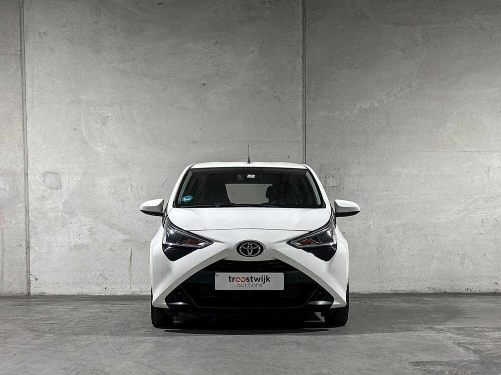 Toyota Aygo 1.0 VVT-i x-play 72hp 2020, J-855-XB