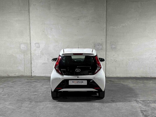 Toyota Aygo 1.0 VVT-i x-play 72pk 2020, J-855-XB