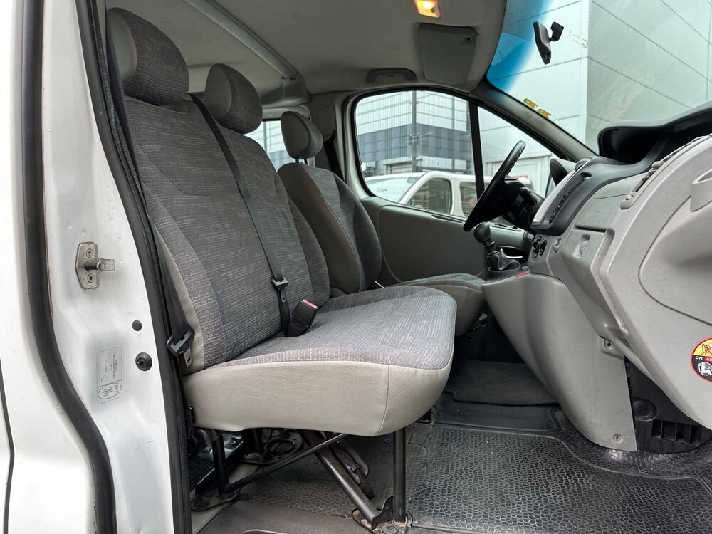 Renault Trafic Beifahrer 2.0 dCi T27 Expression Eco 90PS 2012, 1-ZBV-10