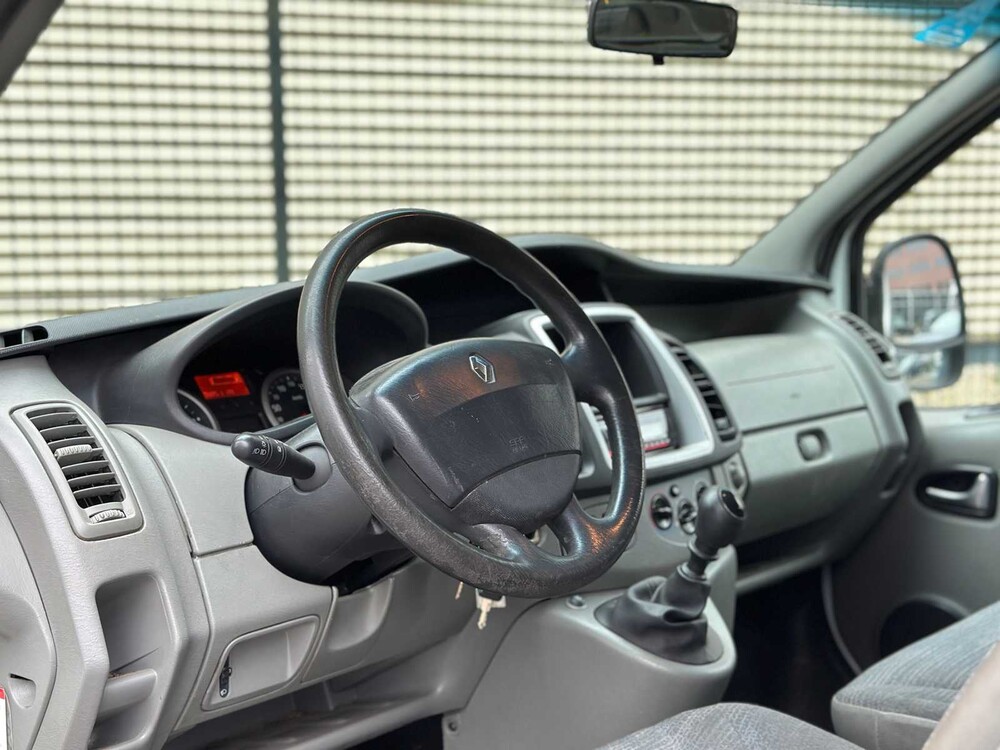 Renault Trafic Beifahrer 2.0 dCi T27 Expression Eco 90PS 2012, 1-ZBV-10