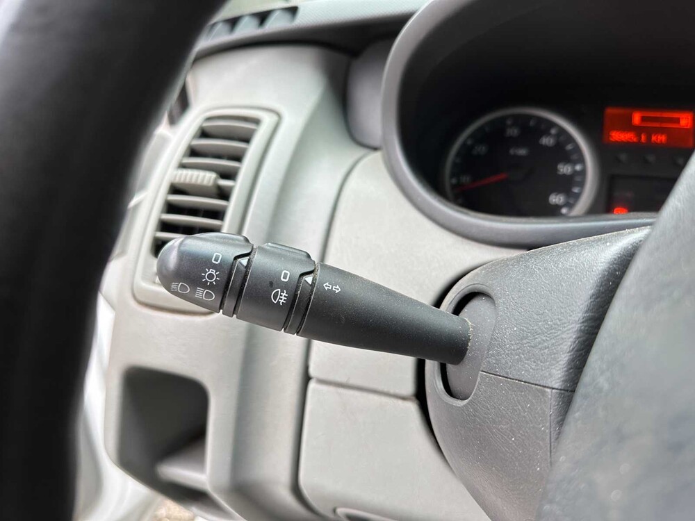 Renault Trafic Beifahrer 2.0 dCi T27 Expression Eco 90PS 2012, 1-ZBV-10