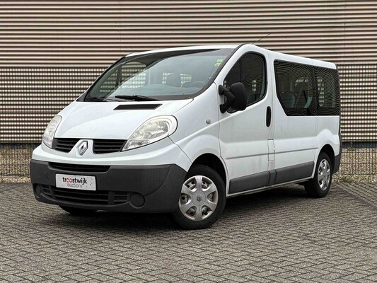 Renault Trafic Passenger 2.0 dCi T27 Expression Eco 90pk 2012, 1-ZBV-10