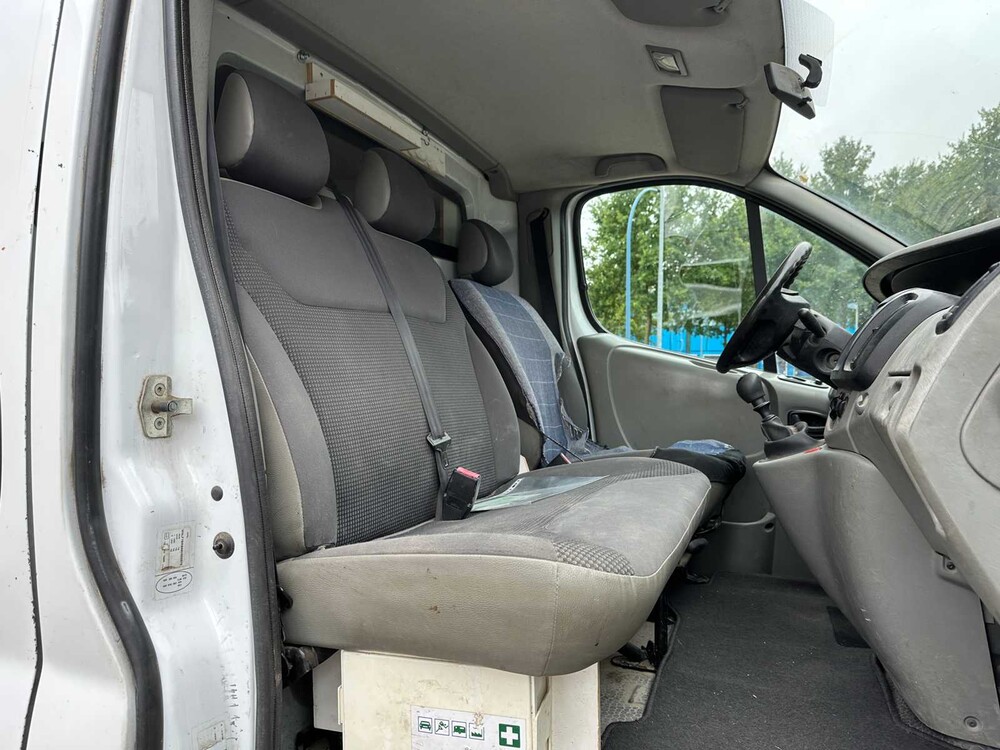 Opel Vivaro 2.5 CDTI 114PS 2008 Nutzfahrzeug, 90-VTR-9 Youngtimer