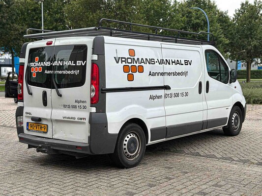 Opel Vivaro 2.5 CDTI 114pk 2008 Bedrijfswagen, 90-VTR-9 Youngtimer