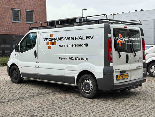 Opel Vivaro 2.5 CDTI 114pk 2008 Bedrijfswagen, 90-VTR-9 Youngtimer